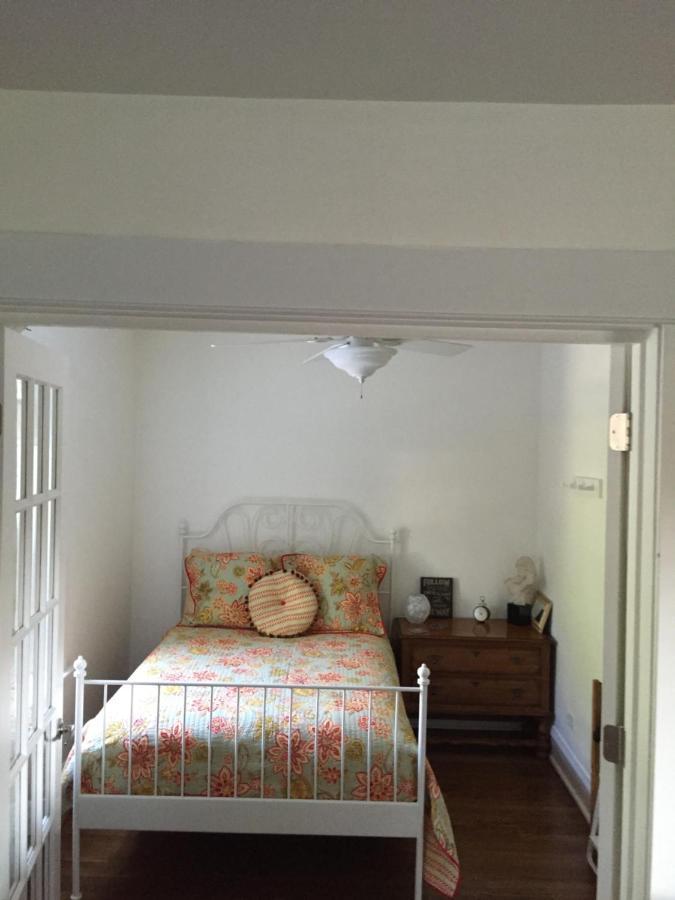 Oak Park Beauties - Tree Lined Streets - Walkable Apartment Exterior photo